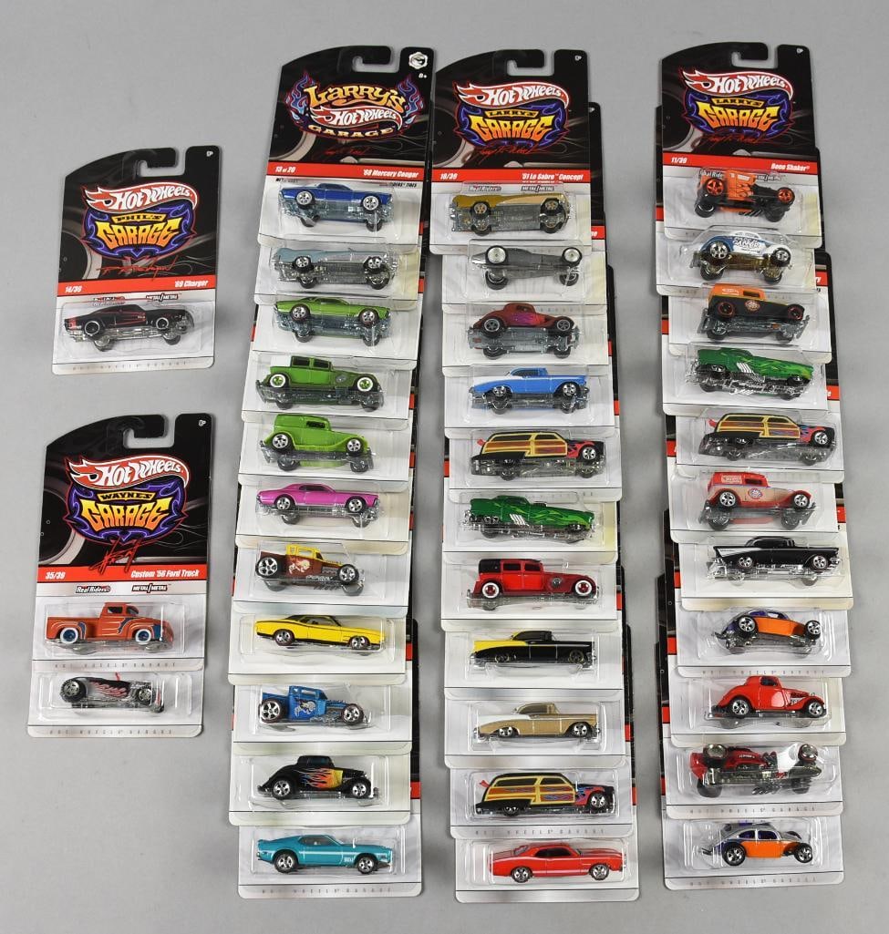 (36) 2008-09 Mattel Hot Wheels Larry's Garage PLUS-MOC-NOS (1 of 7)