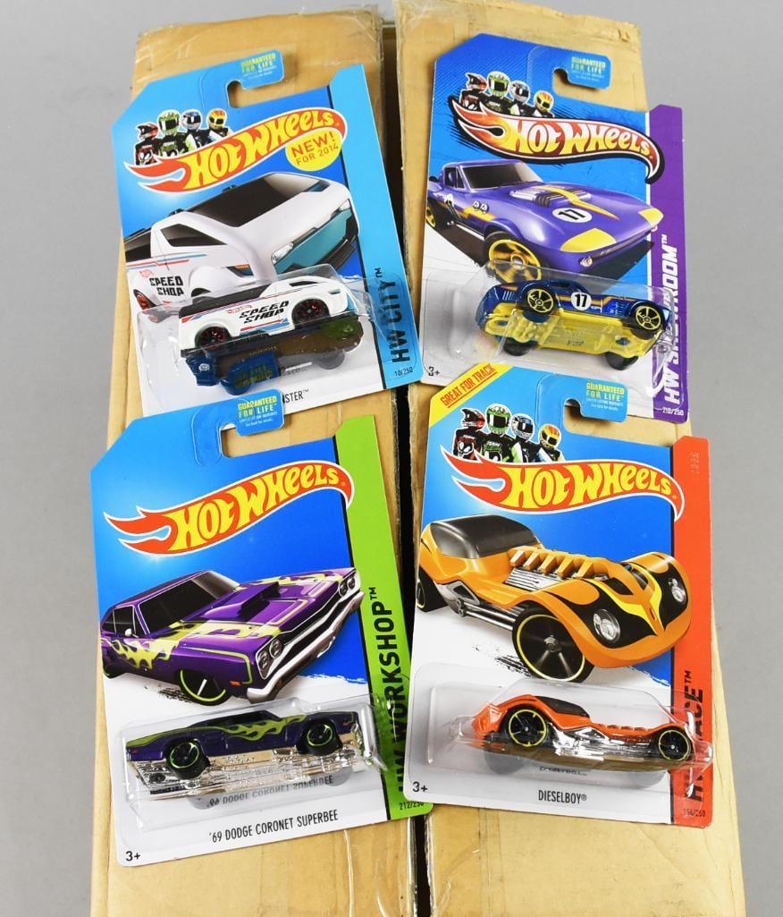 (78) 2000s Mattel Hot Wheels Die-Cast, Unsorted-MOC-NOS (1 of 3)