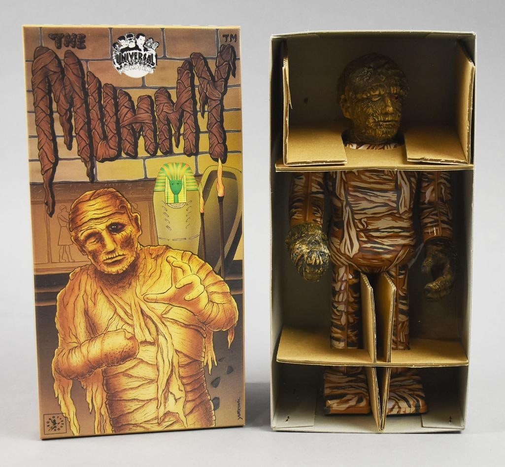 1991 Universal Monsters The Mummy-Tin Robot-MIB-NOS (1 of 3)