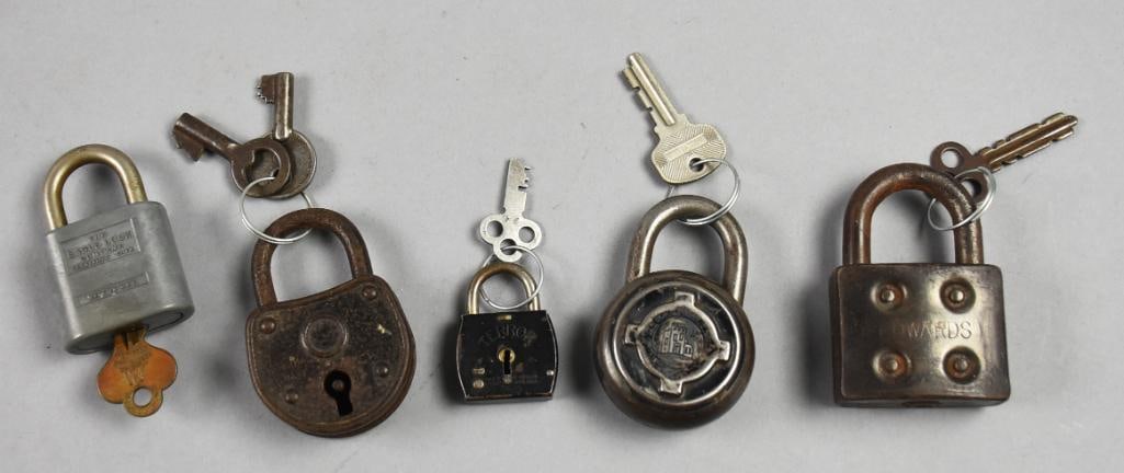 Antique/Vintage  Lot of Locks  Padlocks with Original Keys (1 of 8)