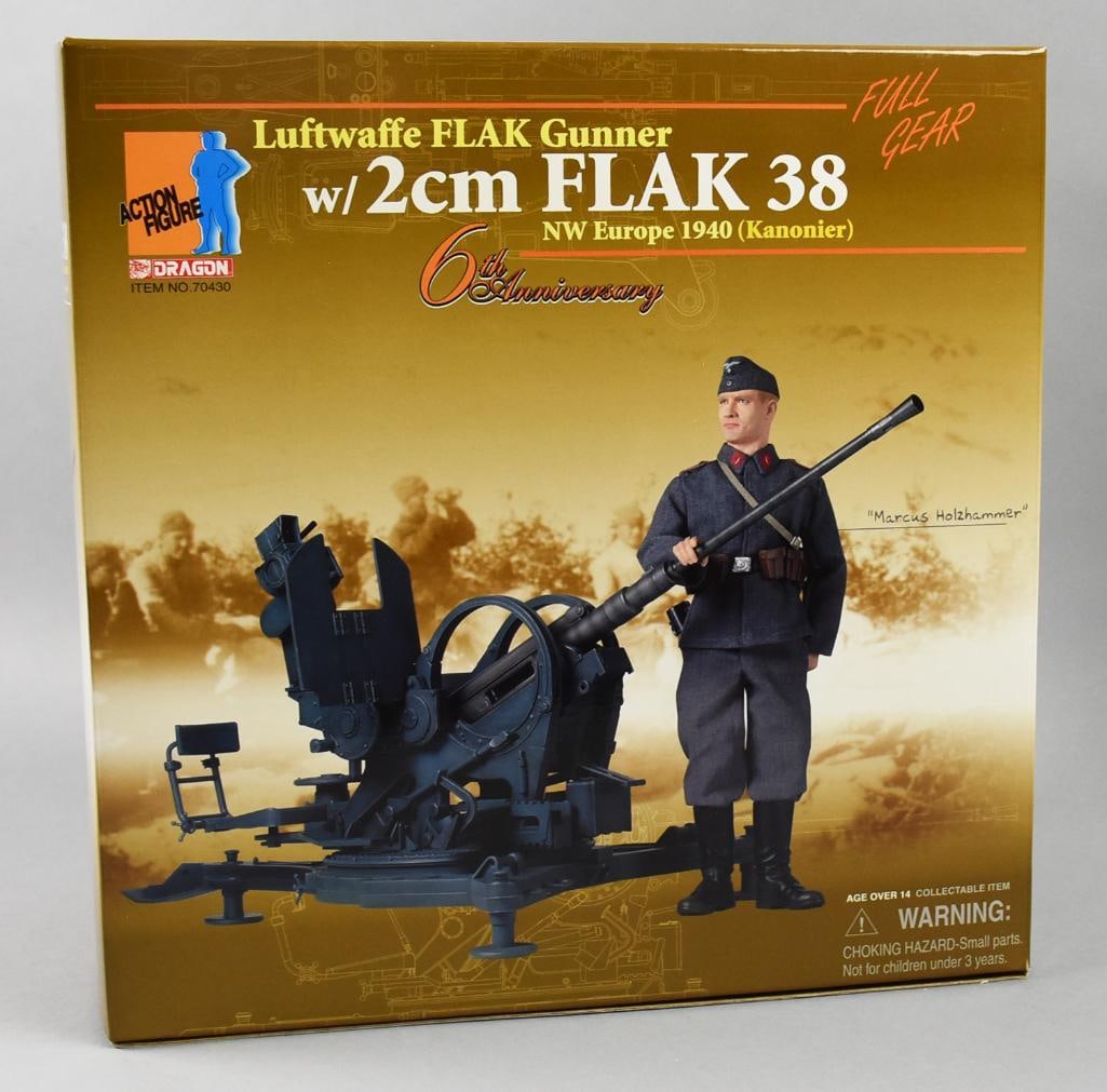 2005 Dragon Luftwaffe FLAK Gunner 6th Anniv-12" Fig-NOS (1 of 3)