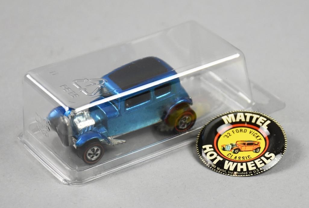 1968 Matte RedLinel Hot Wheels '32 Ford Vicky w/ Metal Button (1 of 5)