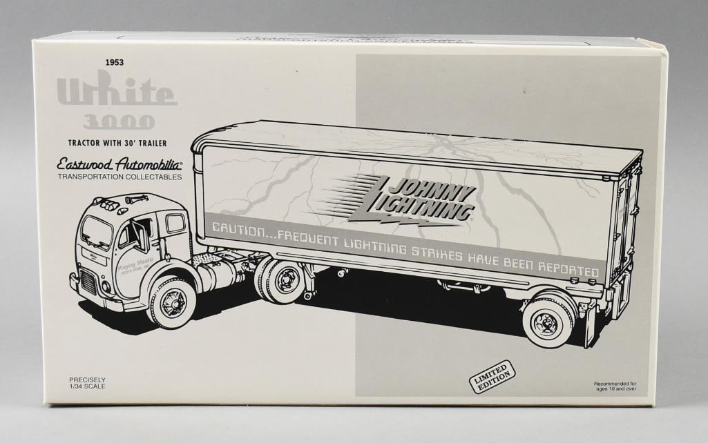 1997 Eastwood Automobilia Johnny Lightning-Factory Box-NOS (1 of 5)