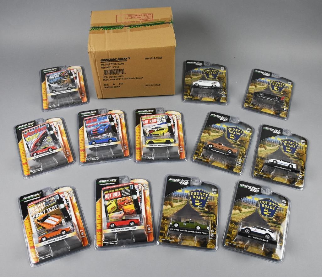 (12) 2012 Greenlight All Terrain Series-Factory Case-NOS (1 of 4)