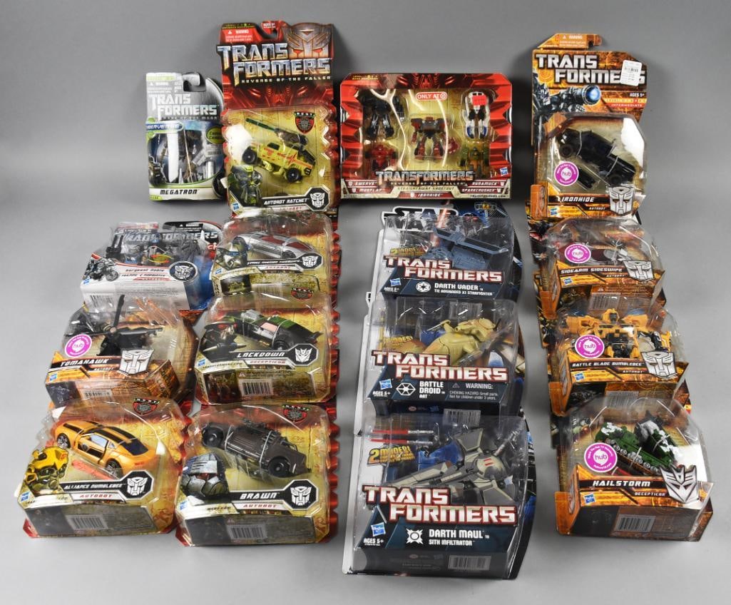 (16) 2000s Hasbro Transformer Assortment-Star Wars PLUS-NOS (1 of 6)