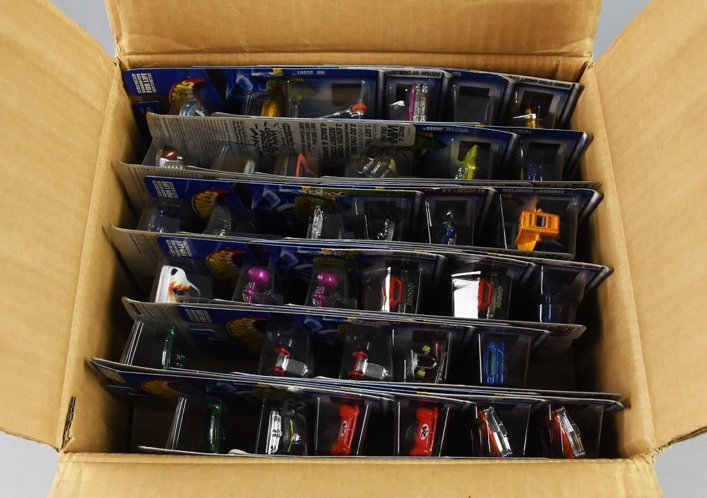 (71) Hot Wheels Race & Win Online Die-Cast-Factory Case-NOS (1 of 4)