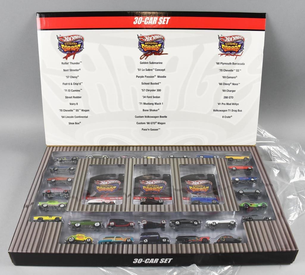 2010 Mattel Hot Wheels Garage 30 Car Set-MIB-NOS (1 of 7)