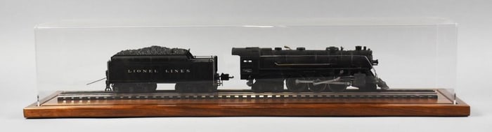 Pre-War Lionel Lines O Gauge 226E Locomotive, 2226W Tender