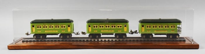 Pre-War Lionel Lines O Gauge 600 Series Passenger Cars