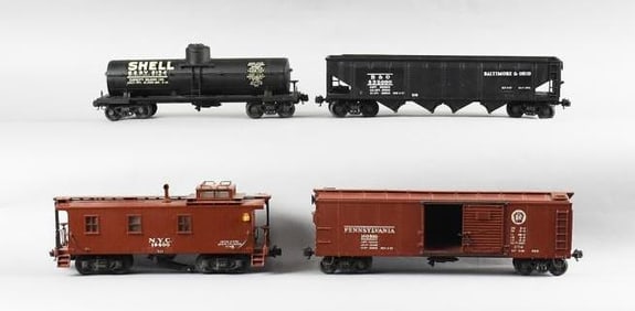 (4) Pre-War Lionel Lines O Gauge Train Cars w/ Caboose