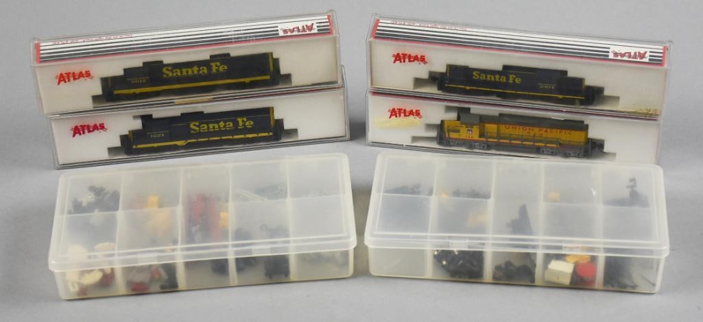 (4) Atlas N Scale Union Pacific, Santa Fe + Extra Parts-MIB (1 of 7)