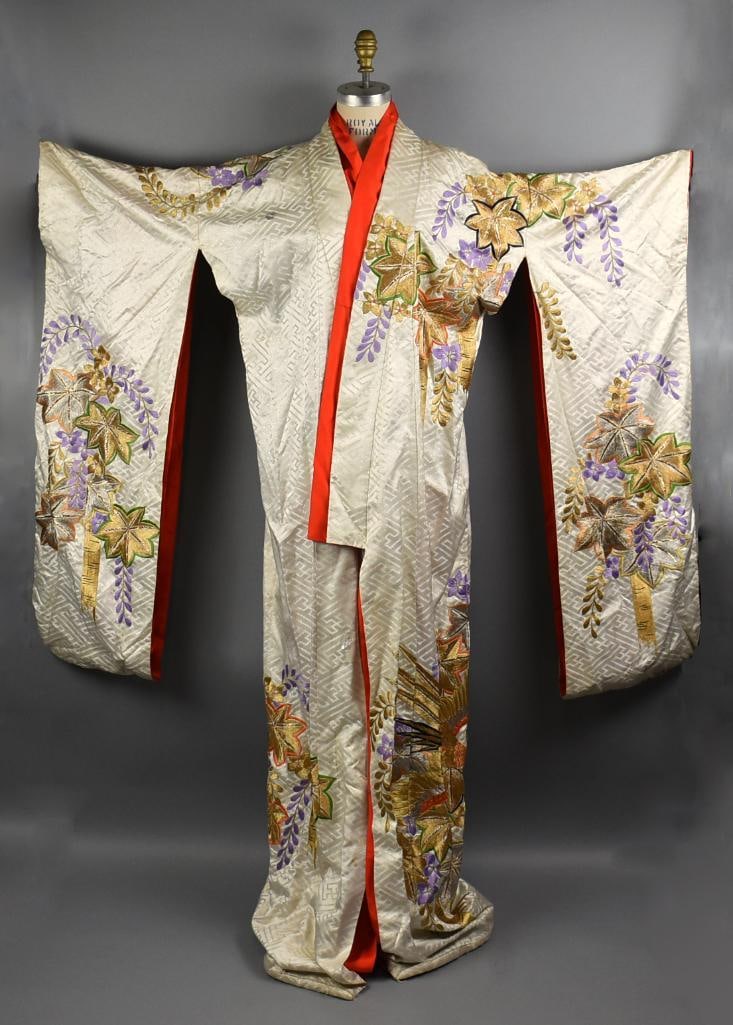 Japanese Uchikake Kimono Embroidered Wedding or Ceremonial Robe: Formal Japanese Uchikake Kimono – Embroidered Wedding or Ceremonial Robe This is a formal Japanese kimono, likely an Uchikake, which is a heavily embroidered and highly decorative outer robe