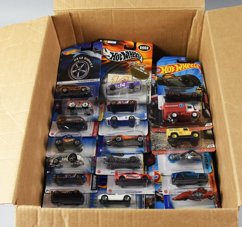 (101) 2000s Mattel Hot Wheels Die-Cast Assortment-MOC-NOS (1 of 3)