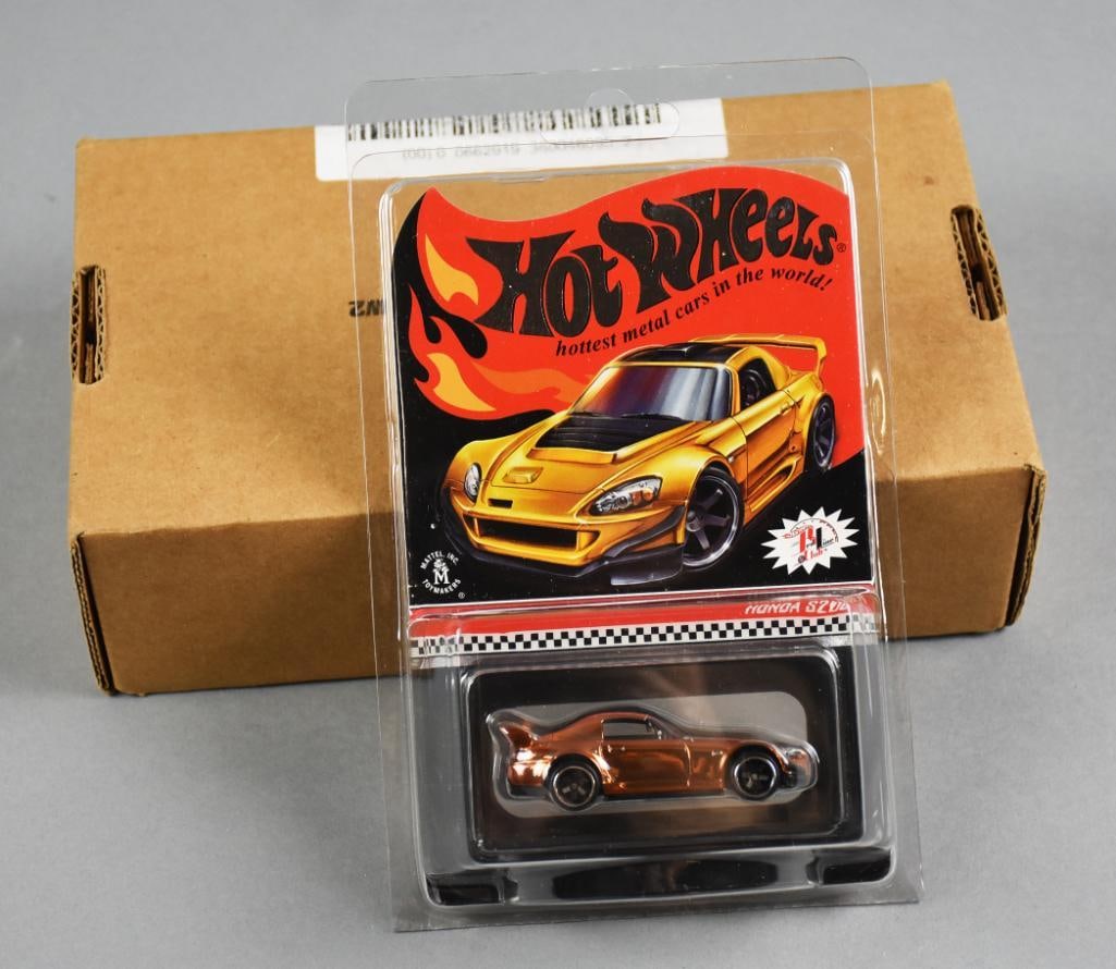 2018 Mattel Hot Wheels RLC Honda S2000 - 3024/10000-MOC-NOS: 2018 Mattel Hot Wheels RLC Honda S2000 - 3024/10000 Honda S2000: This exclusive Red Line Club (RLC) edition of the iconic Honda S2000 is a stunning collector’s piece, featuring a sleek Spectraflame