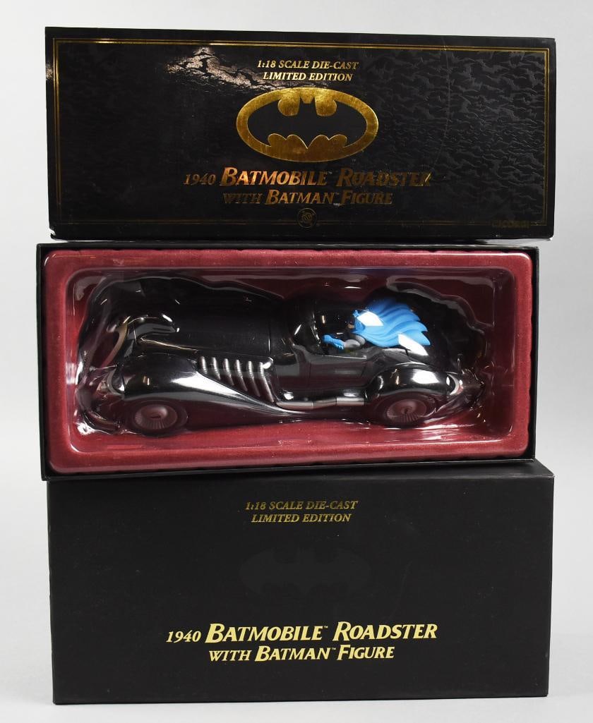 2005  Batman Batmobile Roadster w/ Figure Corgi-MIB-NOS (1 of 4)