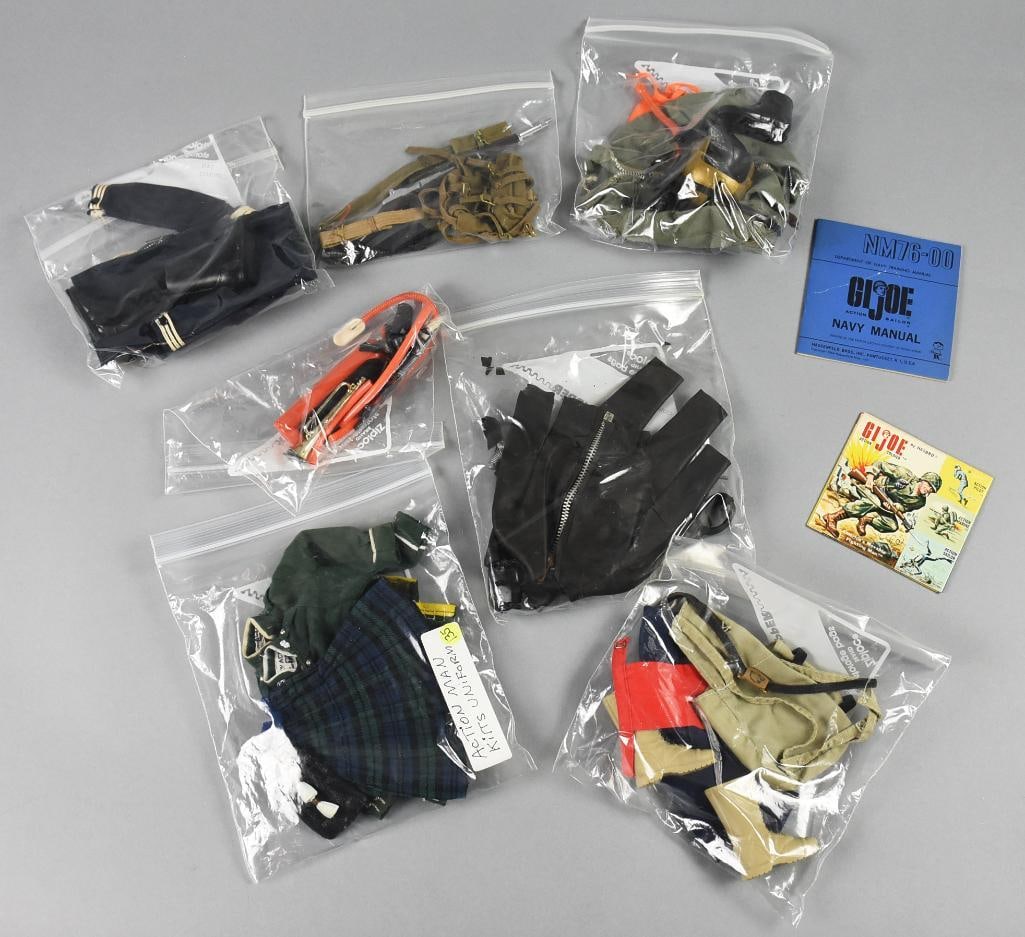 1960s Palitoy Action Man, GI Joe Clothing & Accessories (1 of 10)