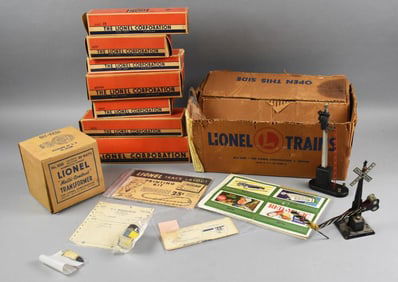 Pre-War Lionel 2055 Loco, 6026W Tender, Pass. Cars & More
