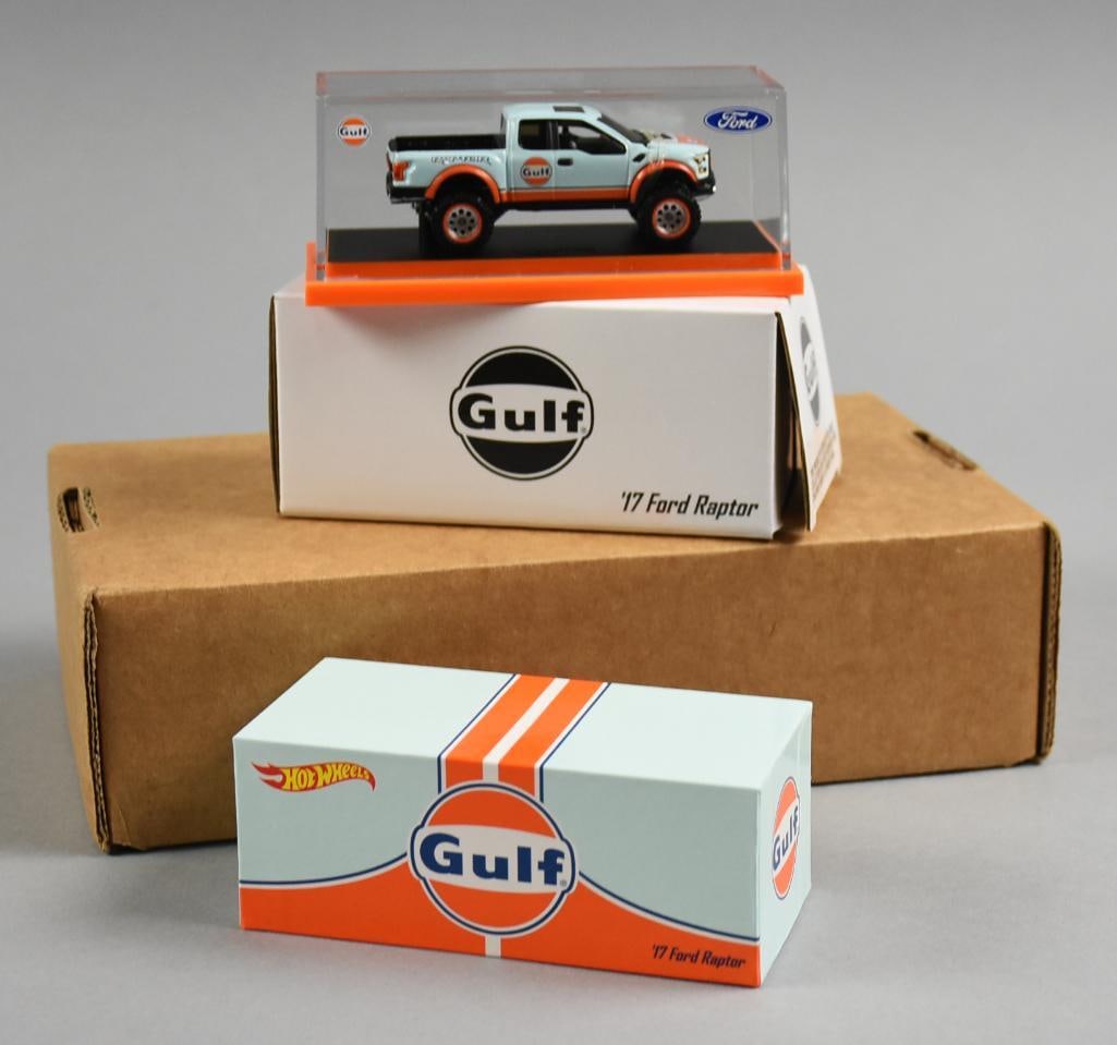2018 Hot Wheels Gulf '17 Ford Raptor 9371/10000-MIB-NOS (1 of 8)