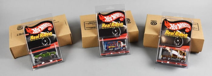 (3) 2010, 14 Mattel Hot Wheels Real Riders Ltd Ed-MOC-NOS