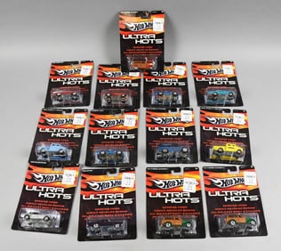 (13) 2005  Hot Wheels Ultra Hots MOC-NOS