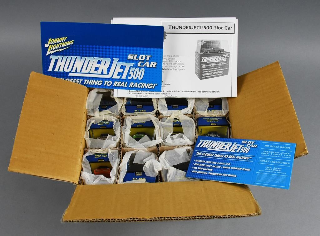 2001 Johnny Lightning Thunderjets 500 Full Factory Case-NOS (1 of 6)