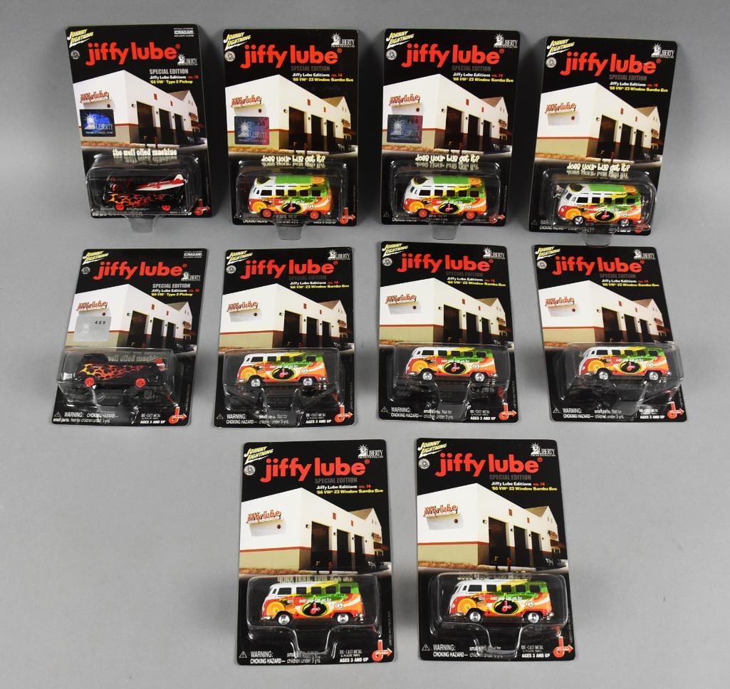 (10) 2002-03 Johnny Lightning Jiffy Lube '65-66VW-MOC-NOS (1 of 4)