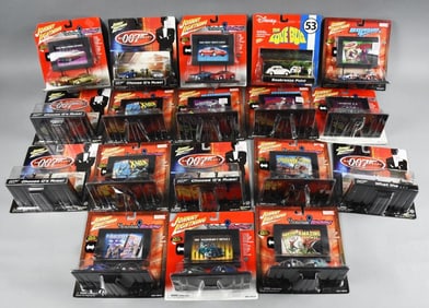(18) 2002-03 Johnny Lightning Yesterday & Today-007 PLUS-NOS
