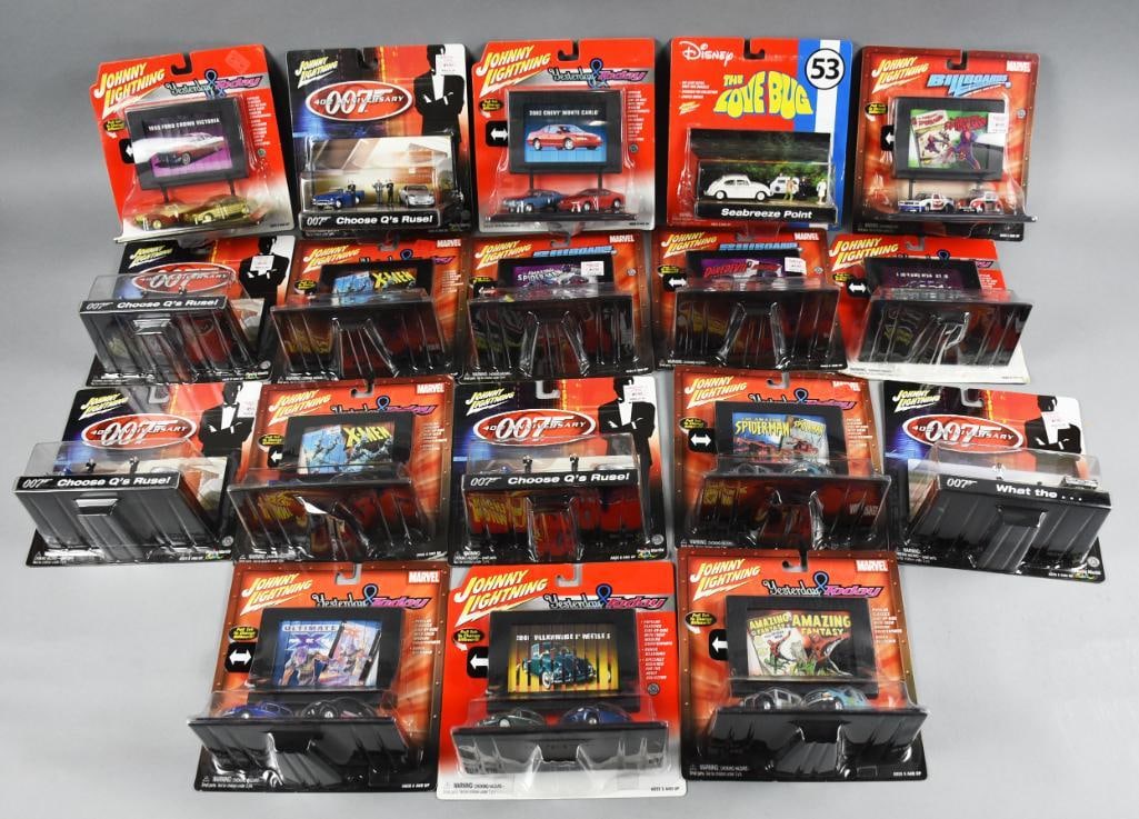 (18) 2002-03 Johnny Lightning Yesterday & Today-007 PLUS-NOS (1 of 5)