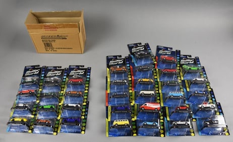 (34) 2009-10 Greenlight Motor World-Factory Shipping Case-NOS