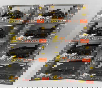 (8) 2001 Ultimate Soldier German Military Vehicles-MIB-NOS