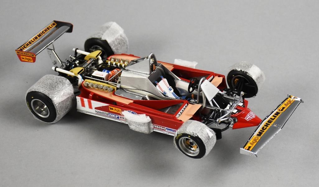 Schuco Ferrari Grand Prix Racer 1070 & Box Schuco Ferrari Grand Prix Racer 1070 & Box