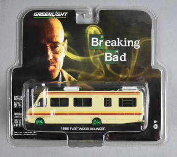 RARE Breaking Bad 1986 Fleetwood Bounder Green Rims MOC: RARE 2015 Greenlight “Breaking Bad” 1986 Fleetwood Bounder – Green Rim Variant – 1:64 Scale Collectors, say your name — because this is the Heisenberg of die-cast collectibles!