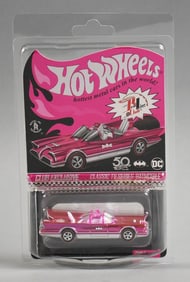 2018 Hot Wheels RLC Batmobile Club Exclusive MOC-NOS
