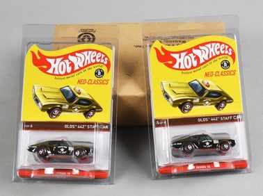 2011 Mattel Hot Wheels Olds 442 Staff Car Neo Classics-NOS