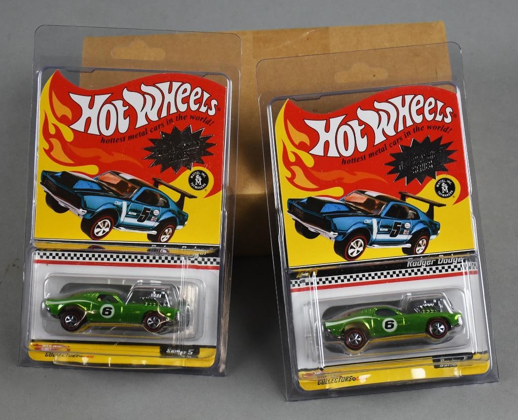 2006 Hot Wheels Neo-Classic Rodger Dodger-MOC-NOS: Lot is two 2006 Mattel Hot Wheels Neo-Classic Rodger Dodger-MOC-NOS. They are numbered 1417 and 2883 of 11,000. Single owner collection from the largest toy collector on the West Coast.