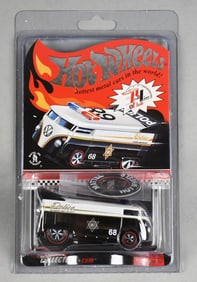 2008 Mattel RLC Hot Wheels Police Drag Bus #3573/4000-MOC-NOS