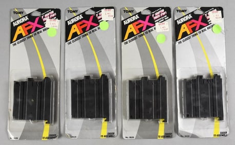 (4) 1987 Tomy Aurora Slot 3" Adaptor Track (Pair) MOC NOS
