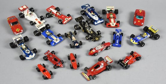 (18) Vintage Corgi & More Dragsters, Race Cars - Loose