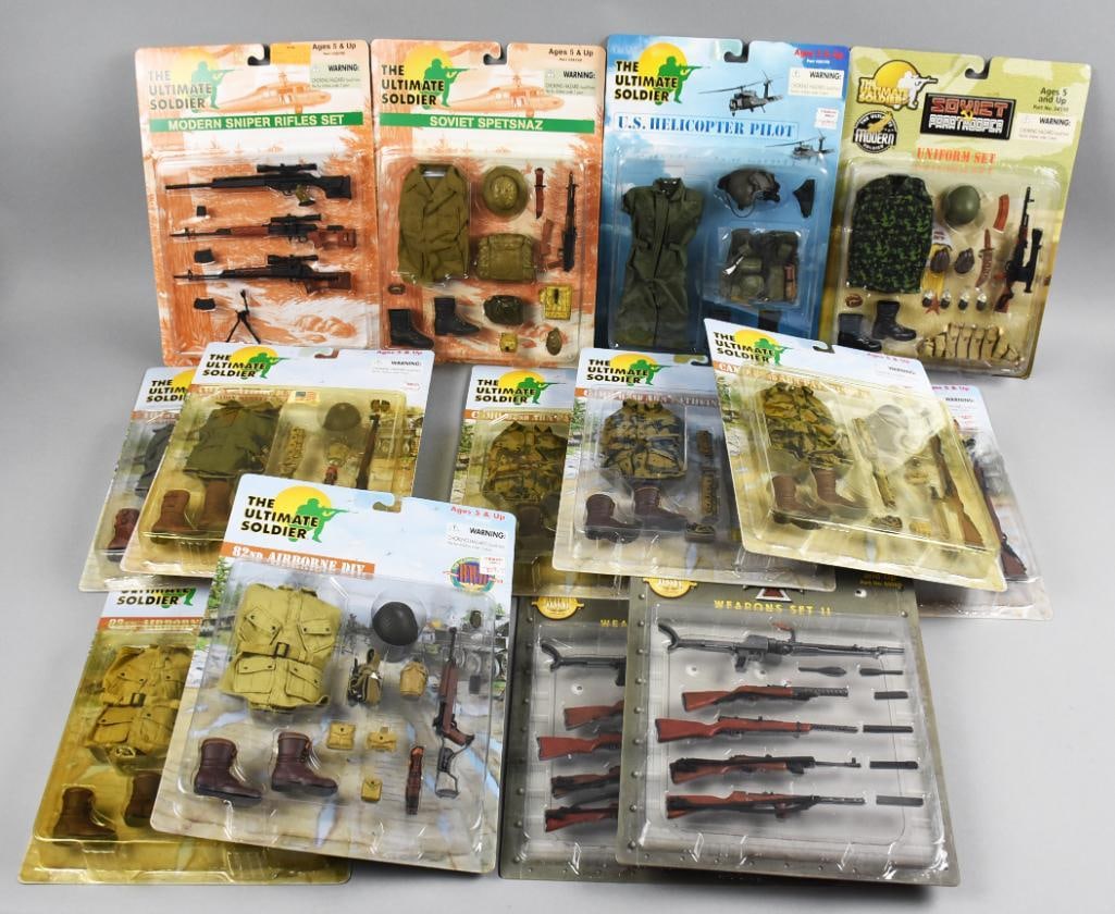 (14) 1999-01 Ultimate Soldier Weapons & Accessories Sets-NOS (1 of 5)