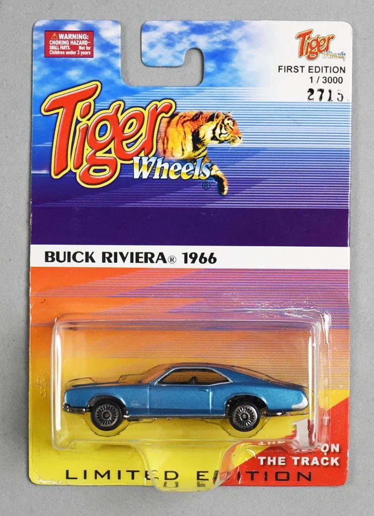 SCARCE 2000 Tiger Wheels Ltd Ed Buick Riviera-1966-MOC-NOS (1 of 3)