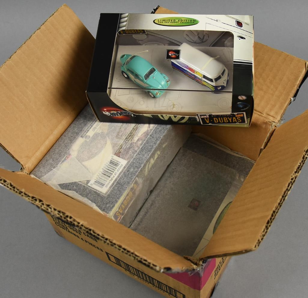 (4) 2002 Mattel 100% Hot Wheels V-Dubyas, Factory Case MIB (1 of 4)