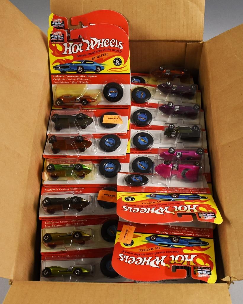 (80) 1992 Hot Wheels 25th Anniversary w/Button-MOC-NOS (1 of 4)