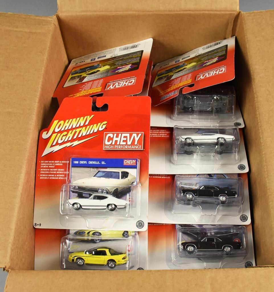 (30) 2005 Johnny Lightning Assorted Die-Cast-MOC-NOS (1 of 4)