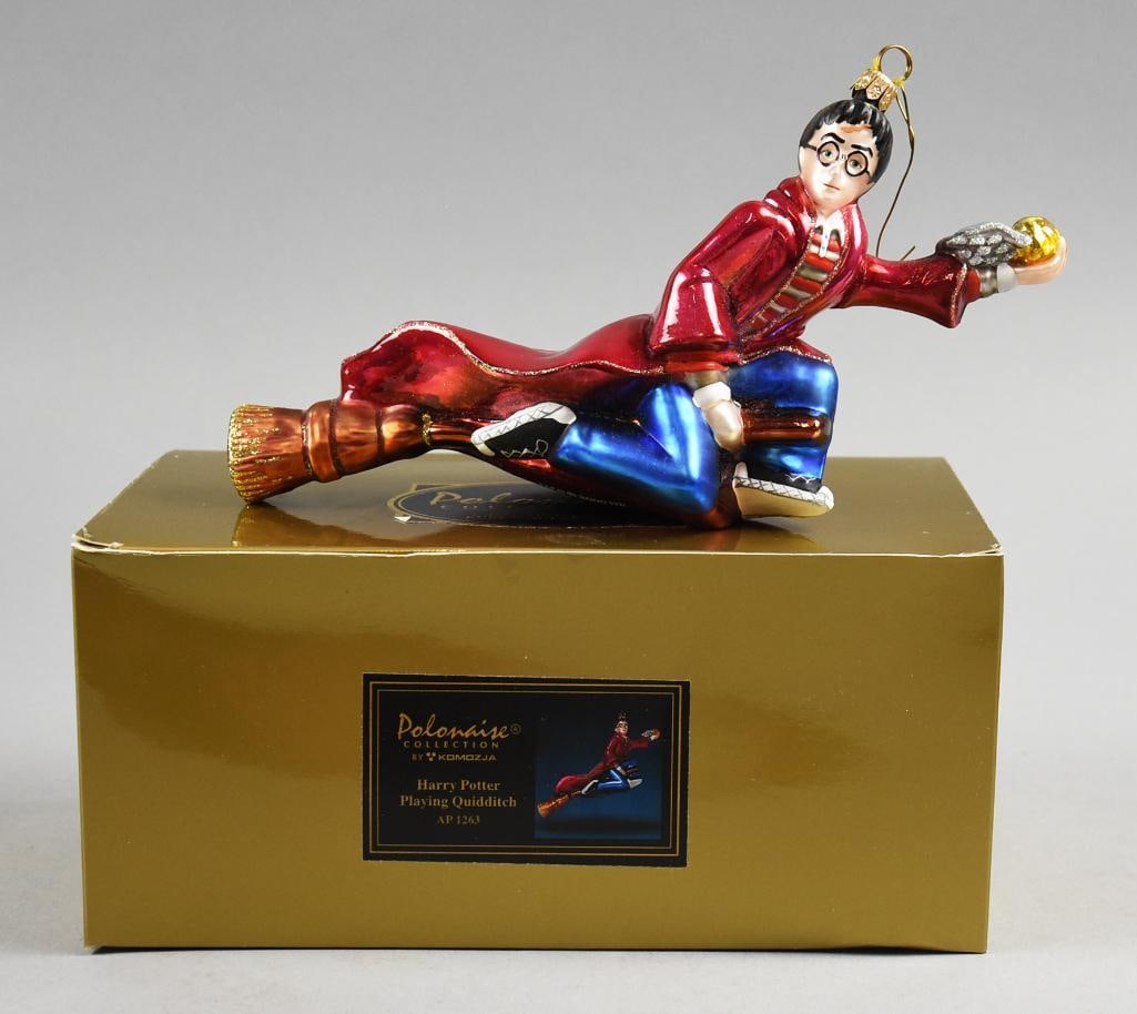 Harry Potter Polonaise Collection by Komozja Glass Ornament: Adorable Christmas ornament from the Polonaise Collection by Komozja. It is Harry Potter on his broom playing Quidditch. Comes in the original box