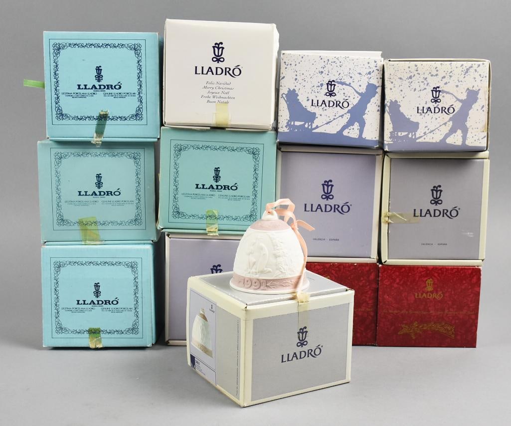 1987-1999 Vintage 13 Lladro Porcelain Christmas Bell Ornaments: Wonderful selection of 13 vintage Lladro bell ornaments in their original boxes. The dates on each are from 1987-1999.