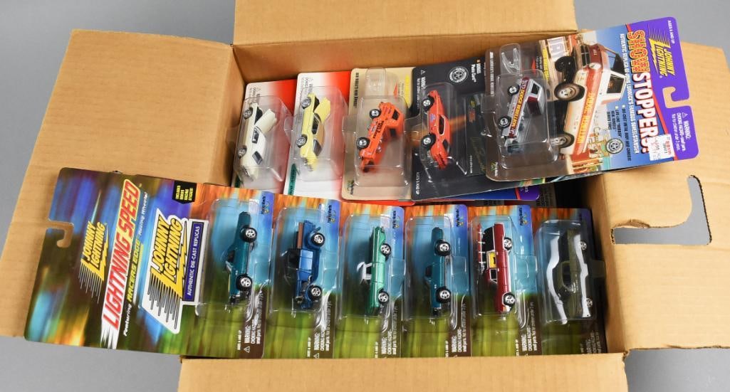 (49) 2000s Johnny Lightning Show Stoppers Lightning Speed NOS (1 of 4)