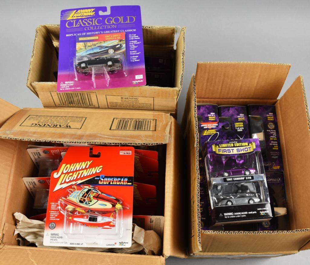 2000s Johnny Lighting Camaro, Classics PLUS Factory Cases-NOS (1 of 5)