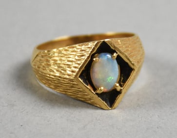 Vintage Barker 14K Yellow Gold and Opal Ring