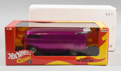 2005 Hot Wheels Customized Drag Bus, 1:18-MIB-NOS