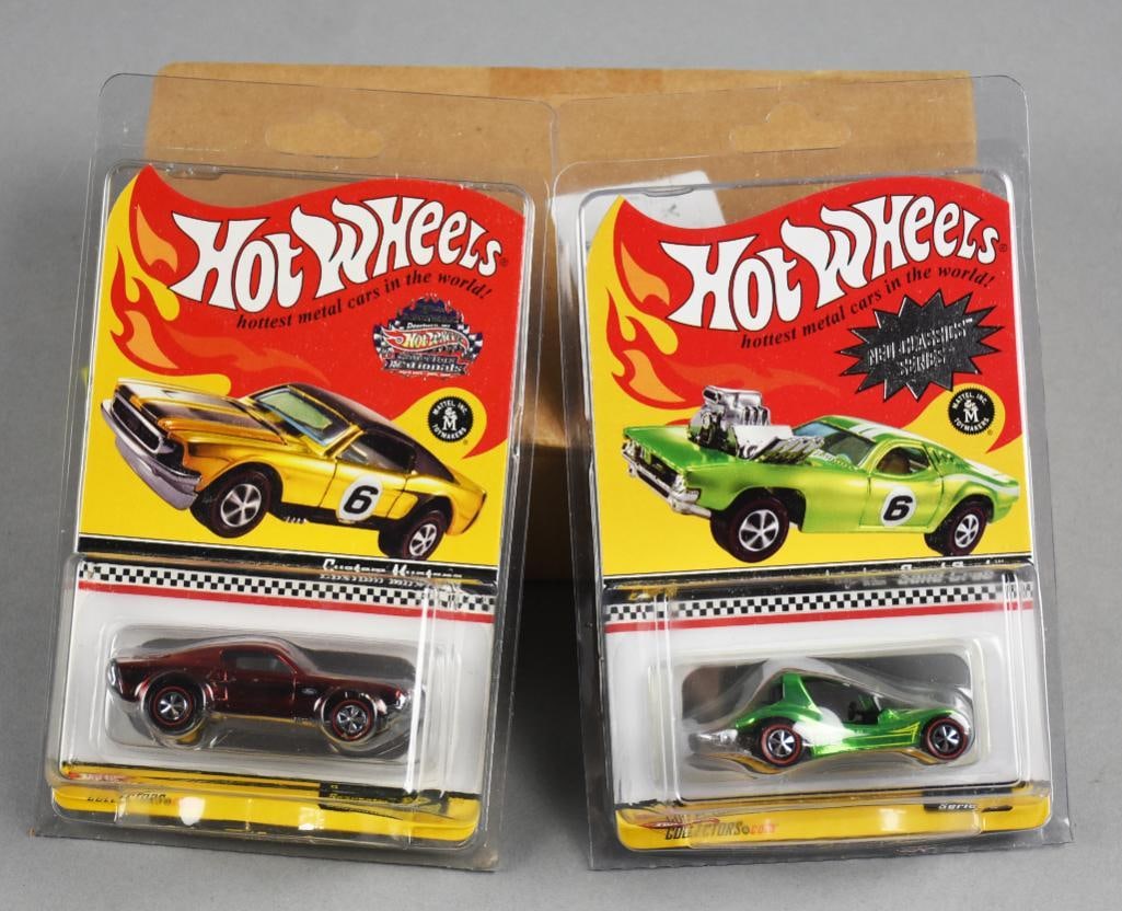 (2) 2000s Hot Wheels Ltd Ed Die-Cast-MOC-NOS: Lot is two 2000s Mattel Hot Wheels Limited Edition Die-Cast-MOC-NOS. Includes Custom Mustang 2287/10000 and Sand Crab 3662/11000. Single owner collection from the largest toy collector on the West Coa